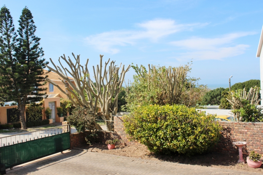 4 Bedroom Property for Sale in Forest Downs Eastern Cape